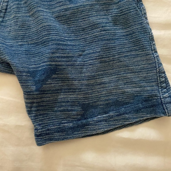 Bit’z kids blue shark print shorts sz 2/3 - Picture 3 of 12